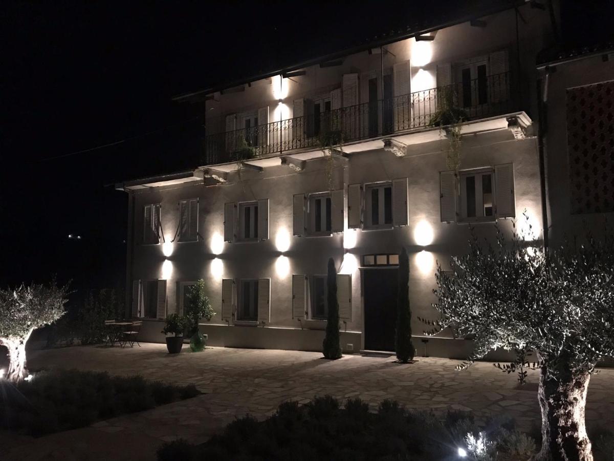 Sotto La Vigna Charm Stay Adults Only Vacation Bed And Breakfast Room Montegrosso dʼAsti Exterior foto